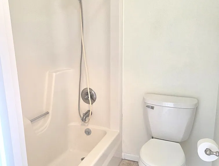 614 Dunham Rd — Photo 14