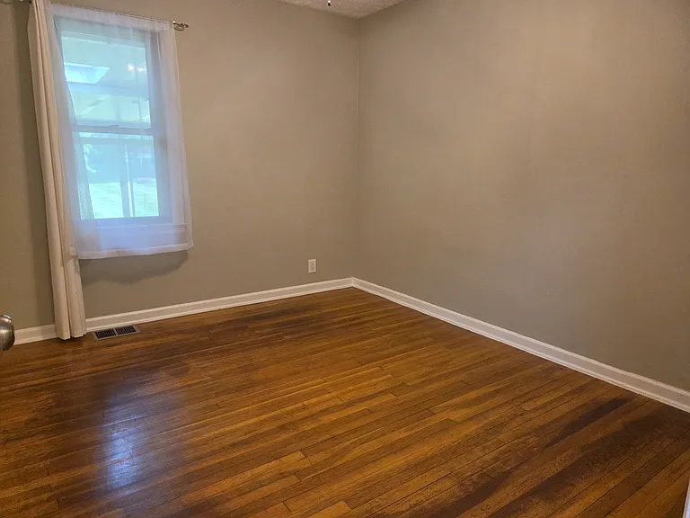 66 Miller Ave — Photo 17