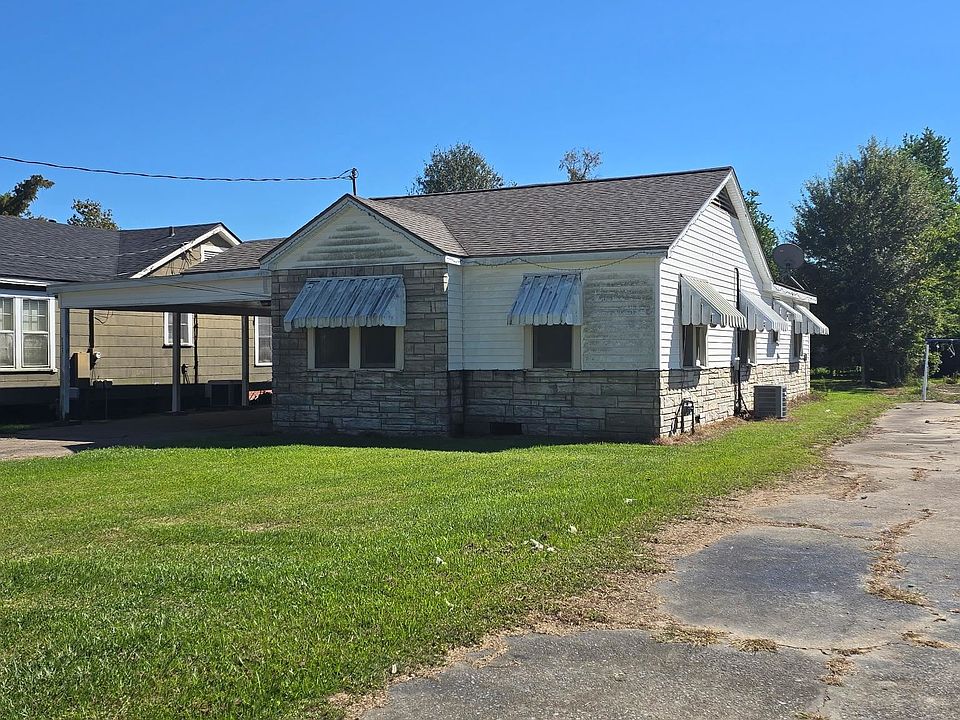 2nd image of 1524 6th St