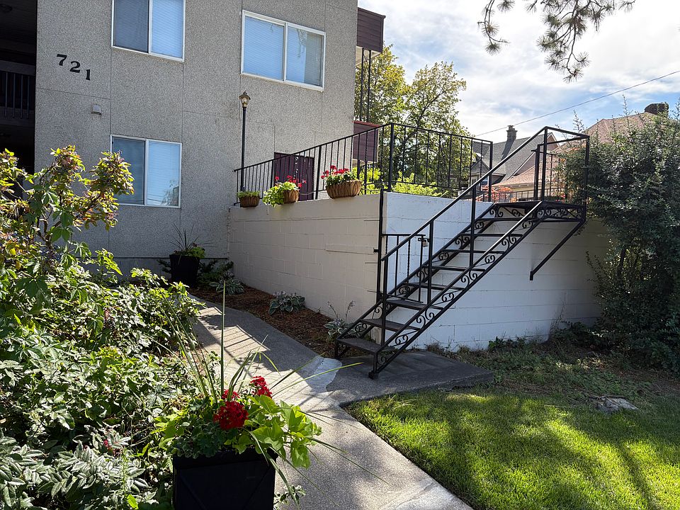 1st image of 719 S Lincoln Pl #A3aa9f616
