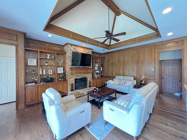 3508 Terry Dr — Photo 17