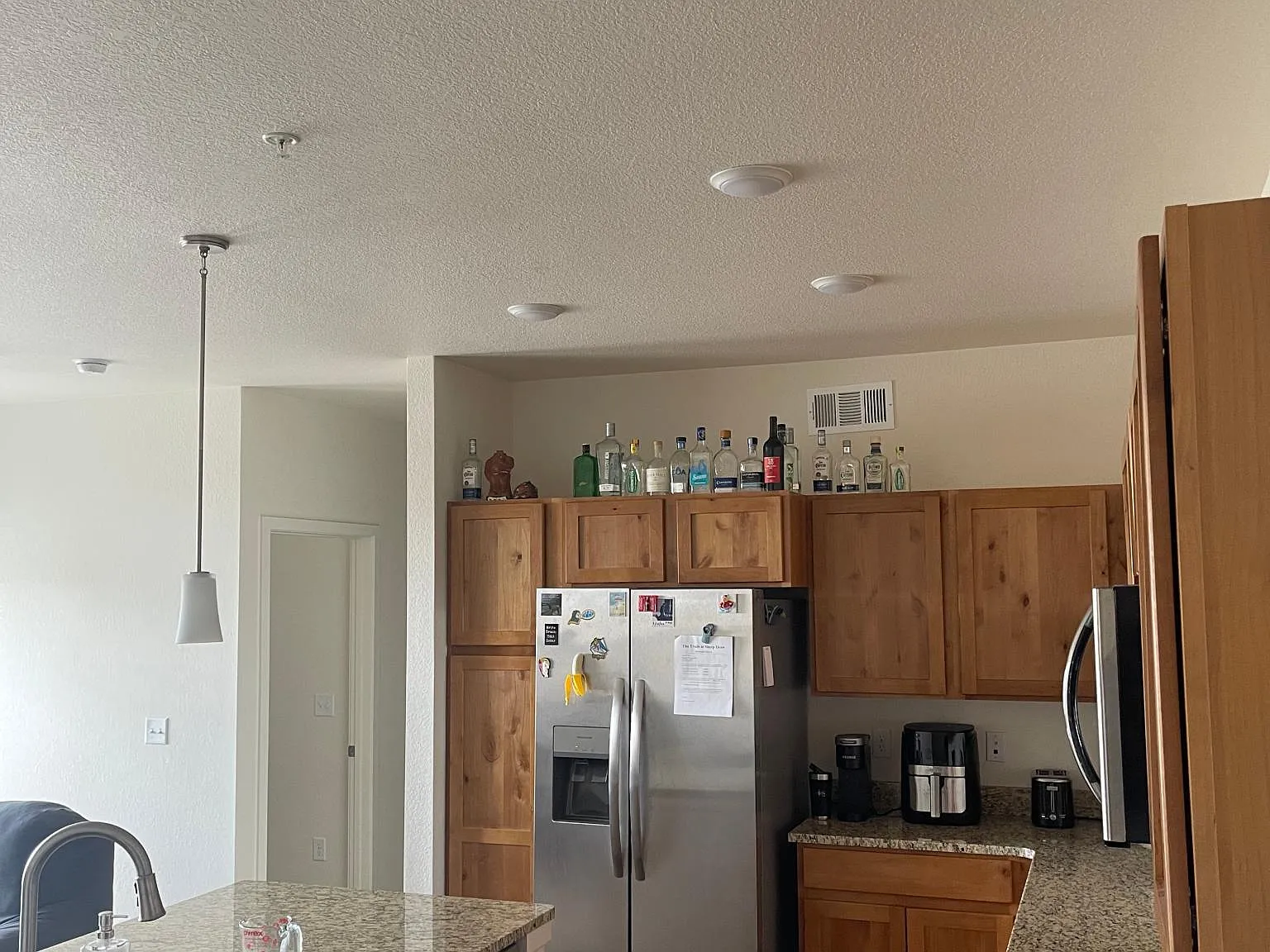 1111 86th Ave — Photo 3