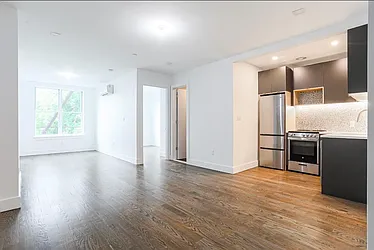 224 Hawthorne Street