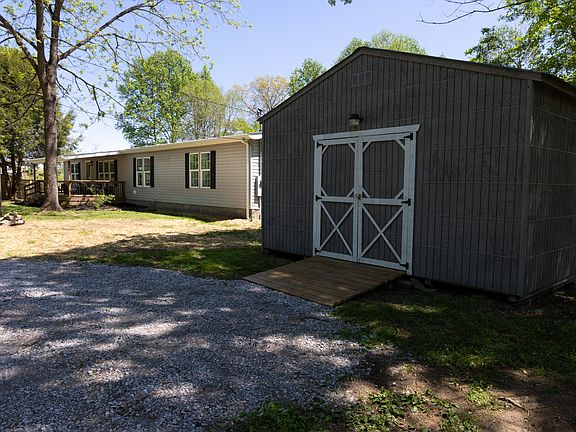 4th image of 96 Morrison Rd