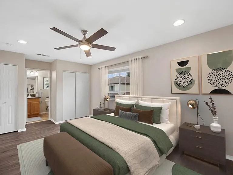 1012 S Riverside Ave — Photo 3