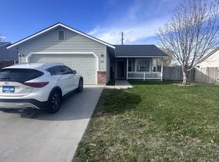 684 W Rams Hill St, Kuna, ID 83634