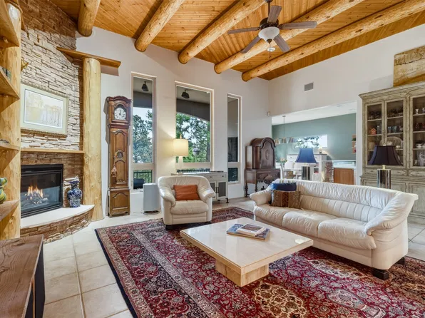 1991 Dogwood, Los Alamos, NM 87544