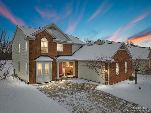 2nd image of 7896 Trotters Park St