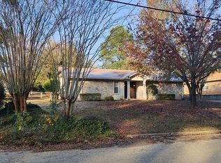 511 Hampton Rd, Selma, AL 36701