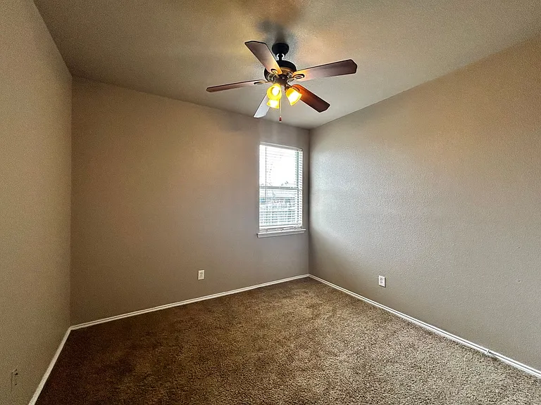 8640 Rainy Lake Dr — Photo 20