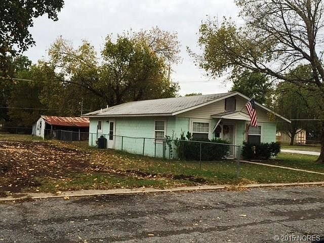 2nd image of 18 N Whitaker St