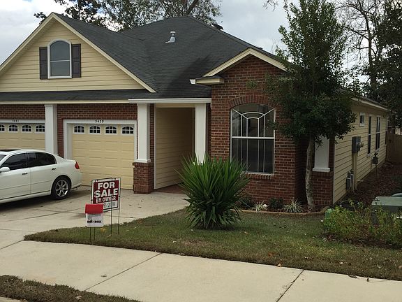 2nd image of 5439 Hampton Hill Cir
