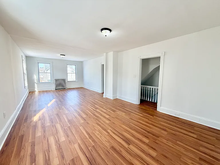 122 Summit Ave #2 — Photo 3