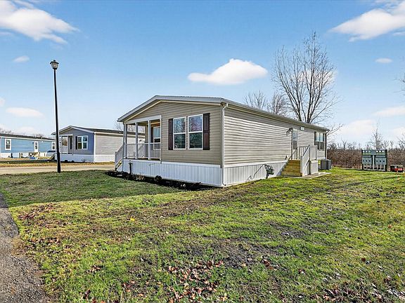 Exterior Image-5-Clayton 185 River Valley Estates