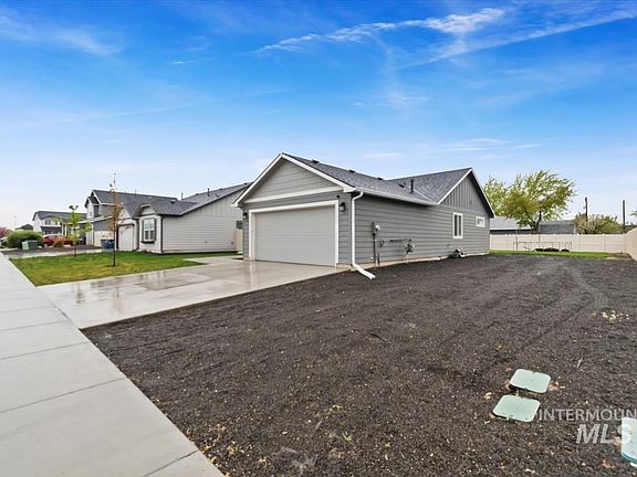 3rd image of 4718 Kalispell Way