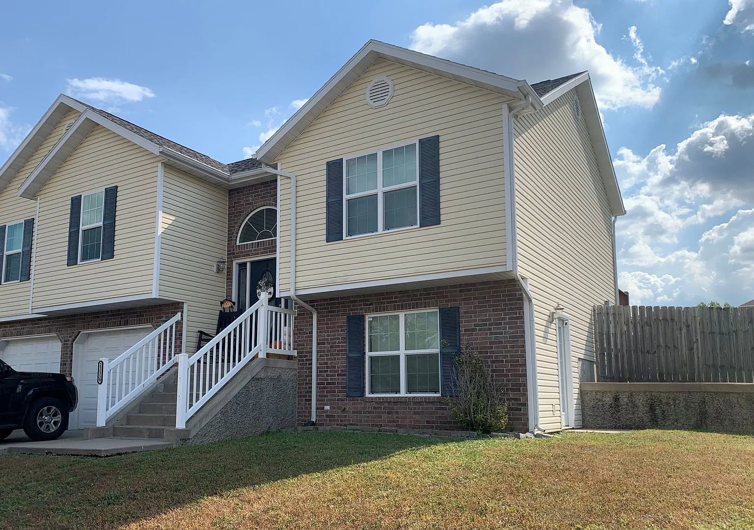 6245-SF-E1 — Photo 1