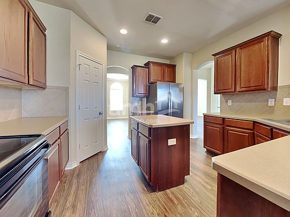5th image of 1703 Chadwick Dr