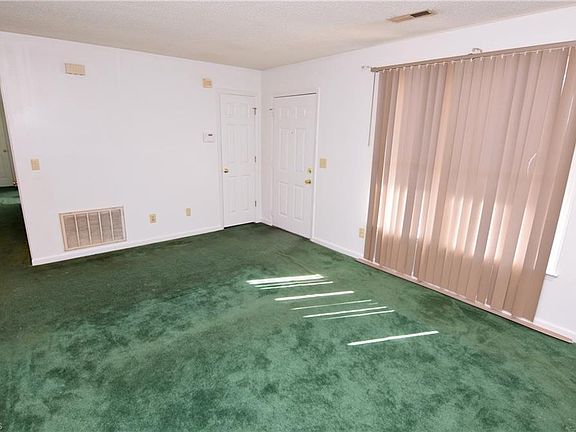 4th image of 4005 Hope Valley Ln