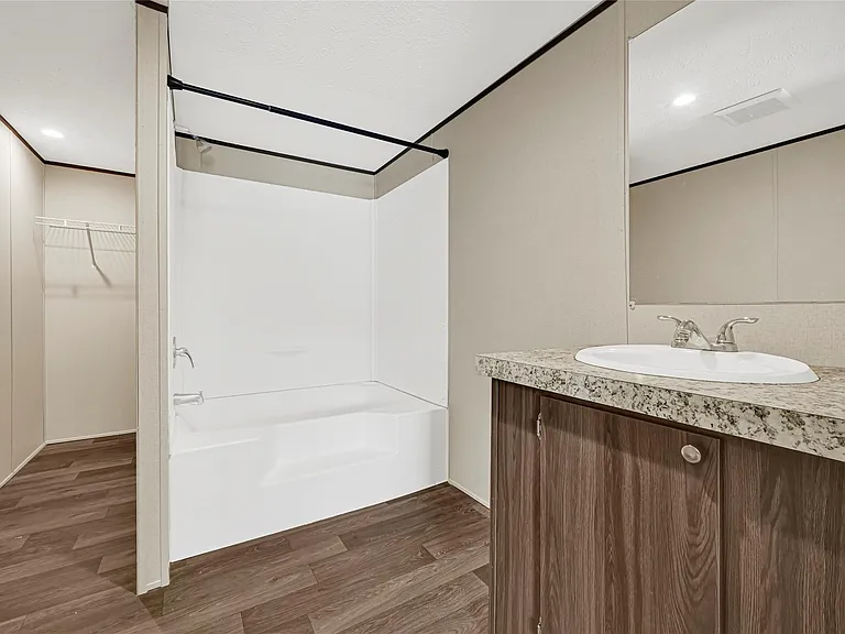 5055 Road 3540 — Photo 17