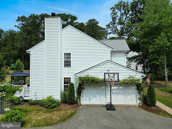 4th image of 1202 Oak Harbor Ct