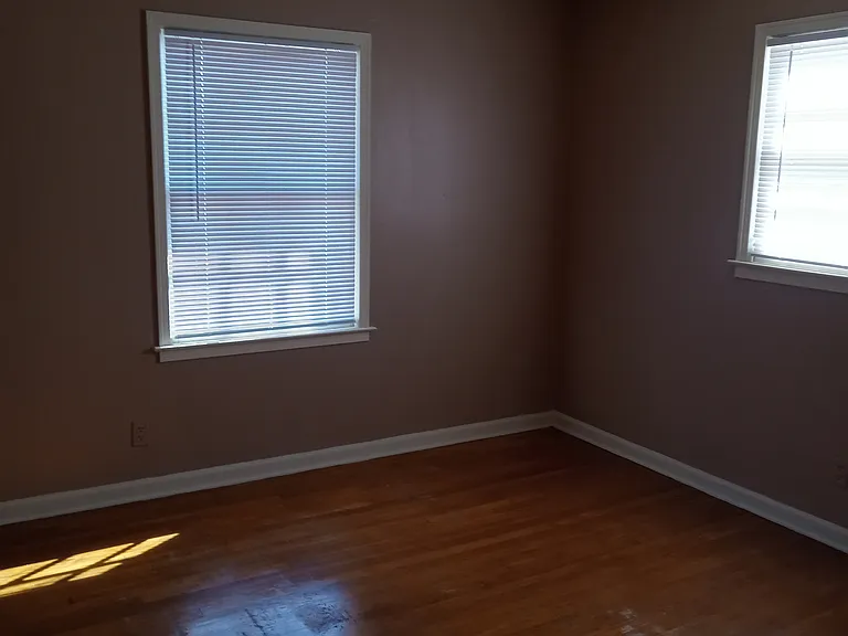 4444 Woodcrest Dr — Photo 5