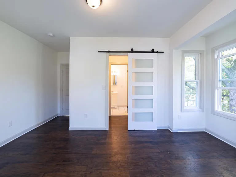 84 Sheffield Ave #2 — Photo 8