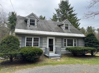 874 East St, Lenox, MA 01240