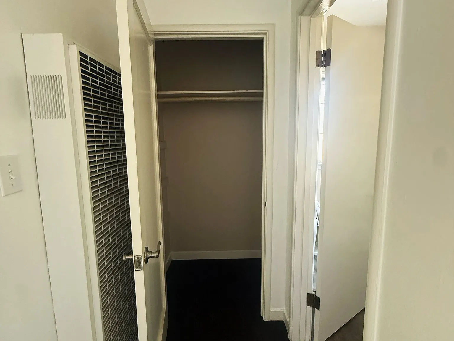 1 bed, 650 sqft, $2,400 — Photo 2