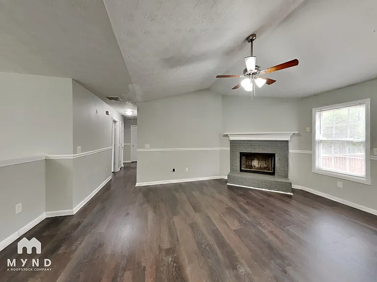 165 Mountain Way — Photo 5