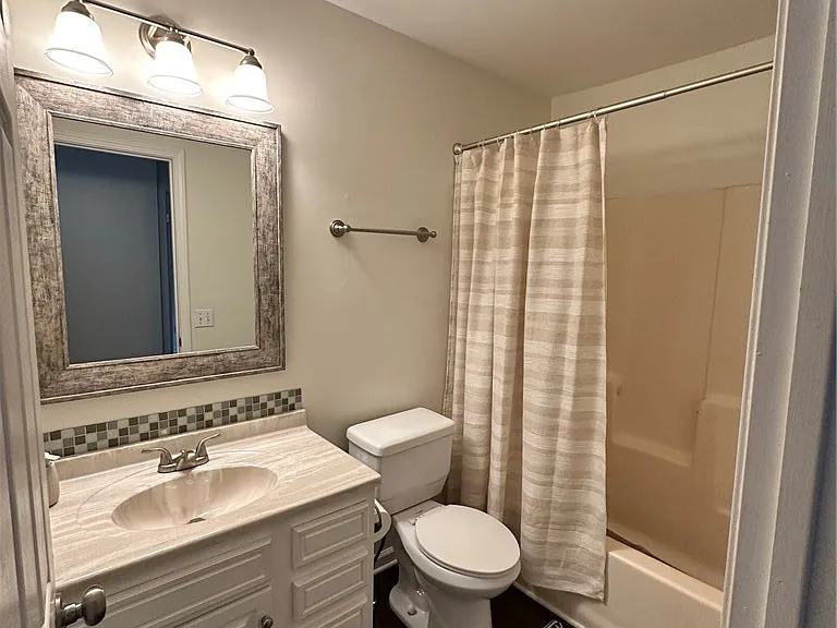 6437 Sterling Cir — Photo 19