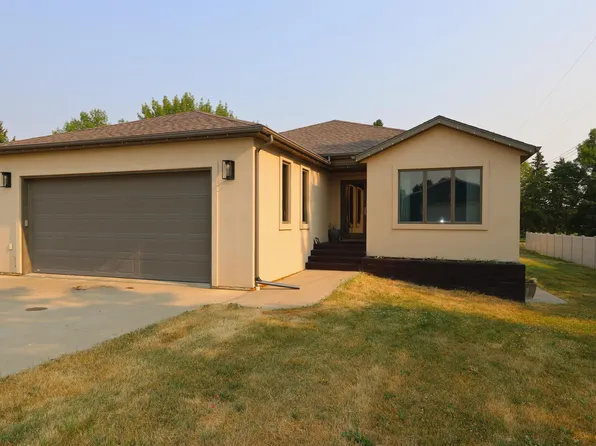 55 Francis Ave NE, Berthold, ND 58718