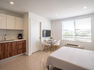 924 Marseille Dr #24-24-924, Miami Beach, FL 33141