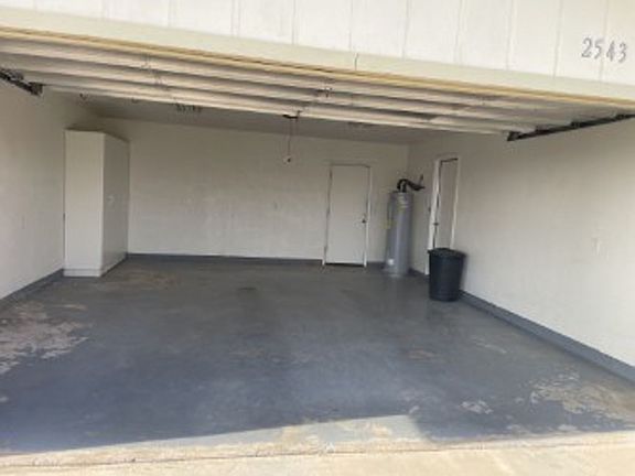 5th image of 2543 Inverness Dr