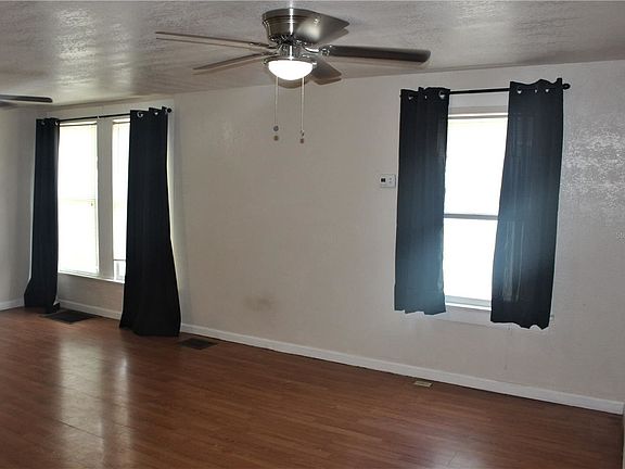 3rd image of 609 Ohio Ave