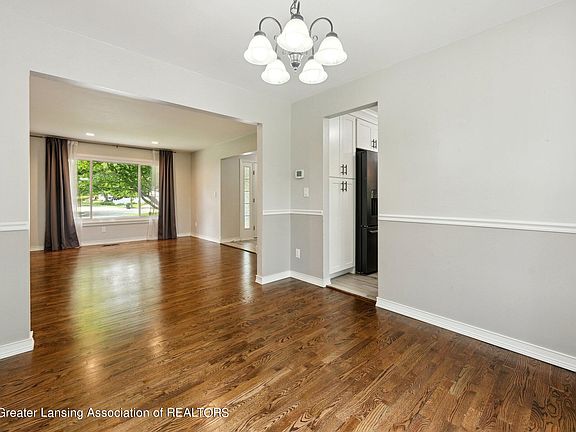 4th image of 420 Tarleton Ave