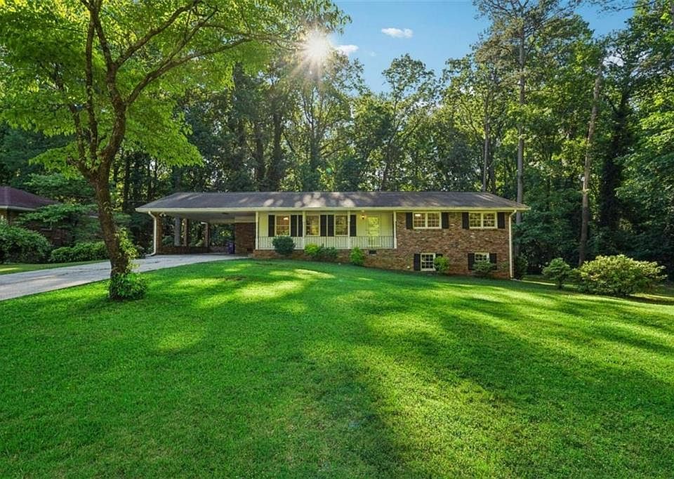 1st image of 3045 Wanda Woods Dr