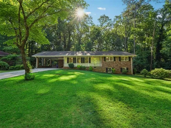 3045 Wanda Woods Dr, Atlanta, GA 30340