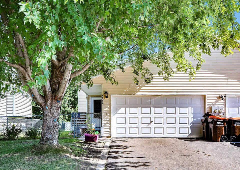 1st image of 304 Cari Park Ln