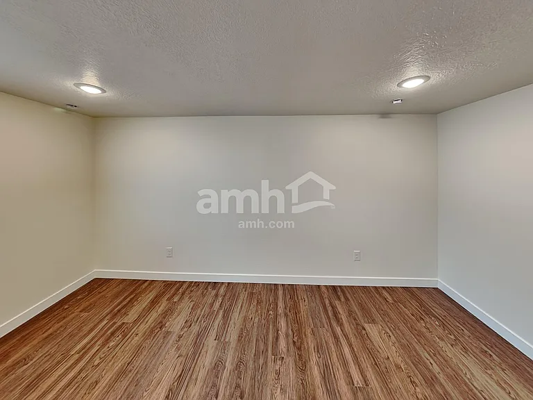 3558 N Caitlyn St — Photo 23