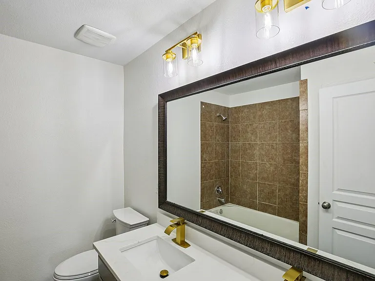 1123 Penny Worth Dr — Photo 20