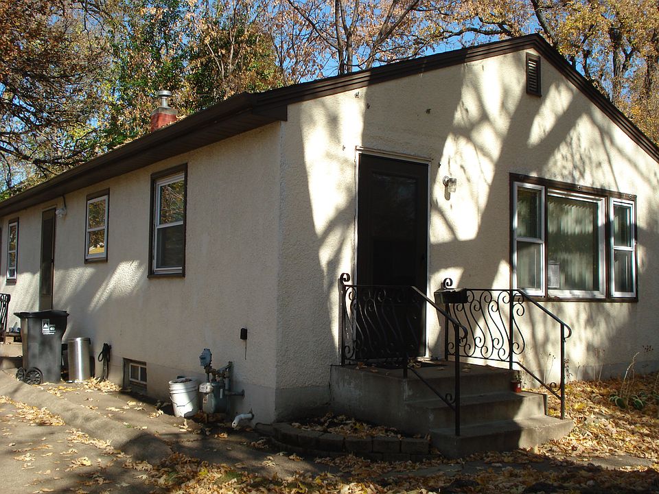 1st image of 1649 Reaney Ave