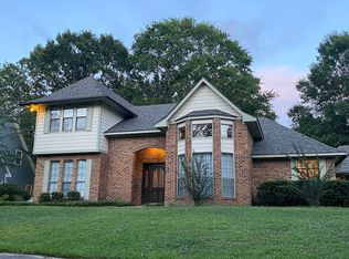 1055 Conley Cir, Ocean Springs, MS 39564