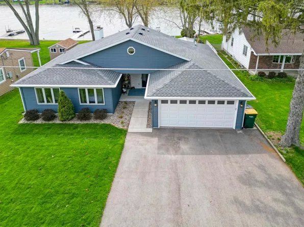 10351 N Ellendale Rd, Edgerton, WI 53534