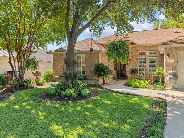 105 Nature Trl, Fredericksburg, TX 78624