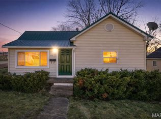 202 S Cantwell Ln, Desloge, MO 63601