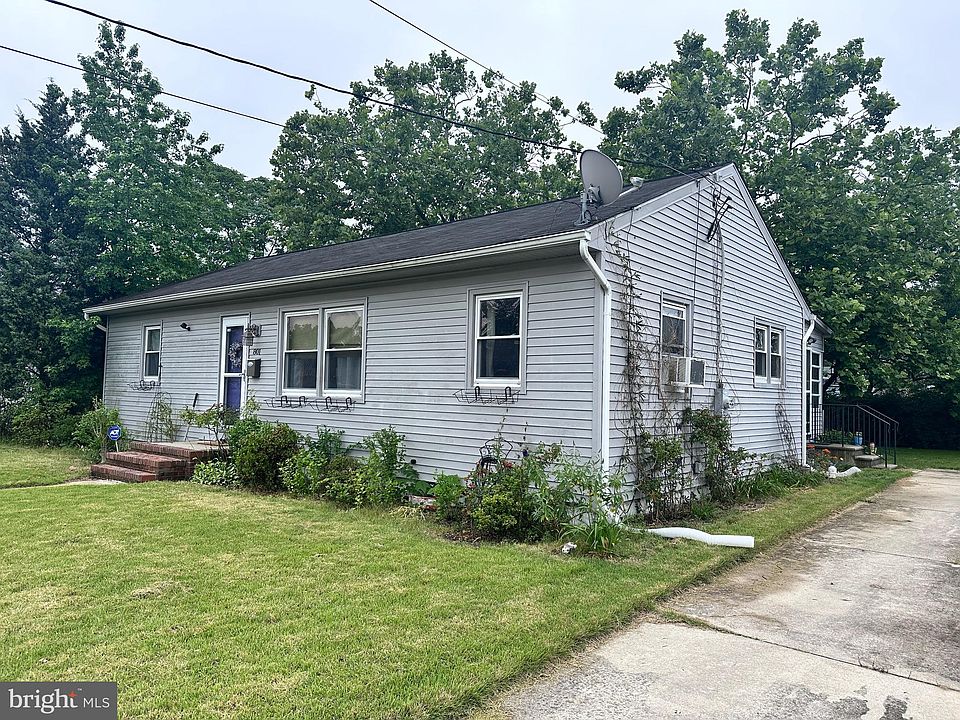 2nd image of 801 F St