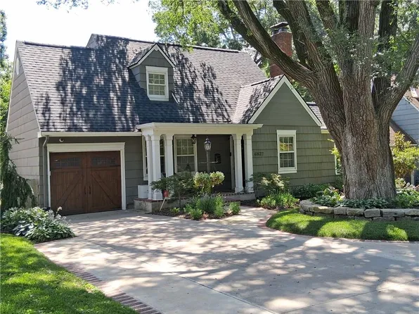 6827 El Monte St, Prairie Village, KS 66208