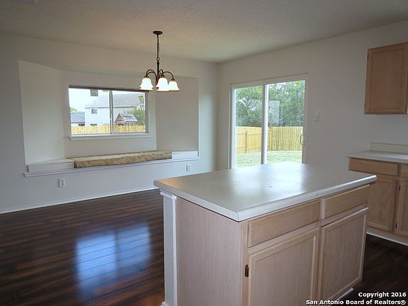 5th image of 8062 Coral Meadow Dr