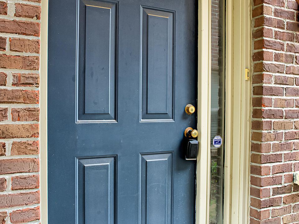 1st image of 8400 Grand Trevi Dr