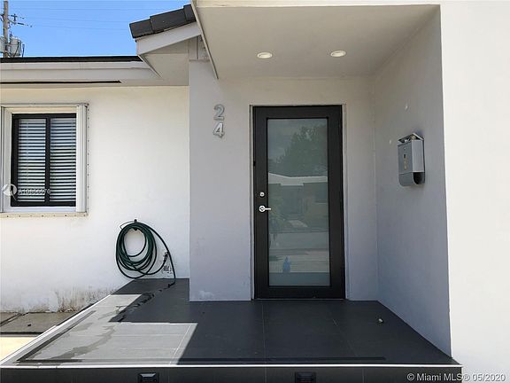 3rd image of 24 Oviedo Ave